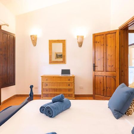 Villa Corallo - Free Wifi - 1Km From The Beach Виласимиус Екстериор снимка