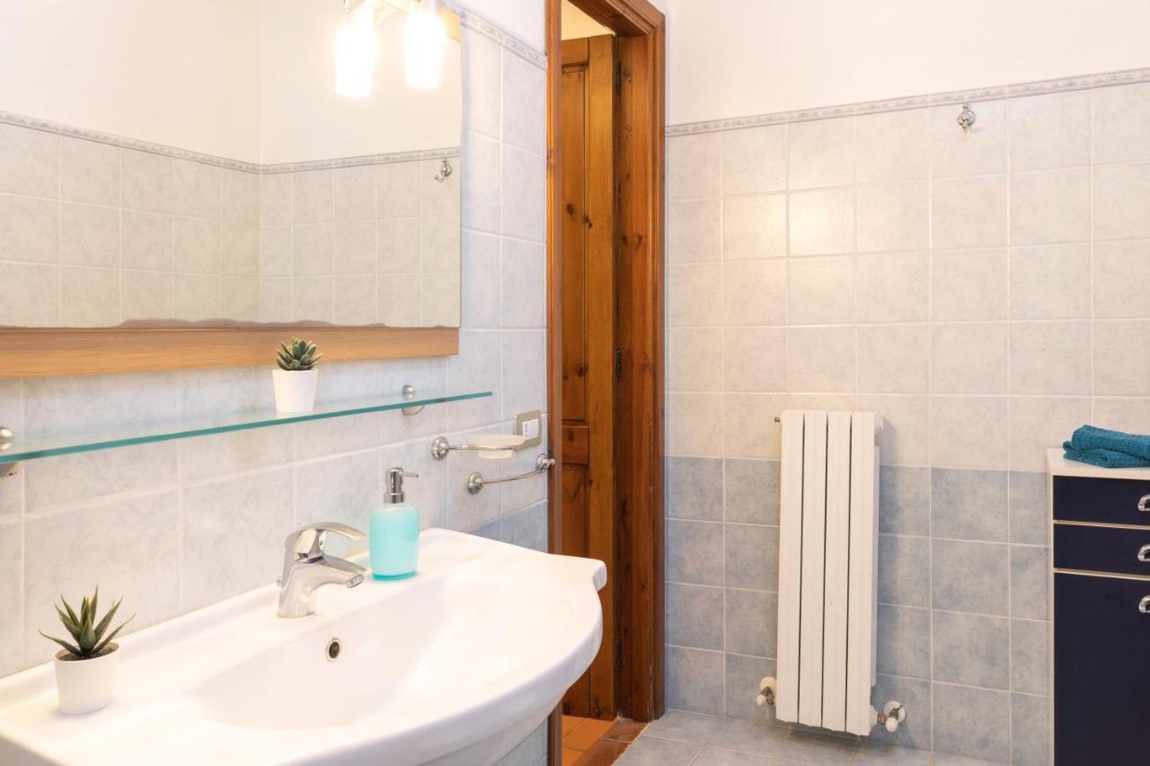 Villa Corallo - Free Wifi - 1Km From The Beach Виласимиус Екстериор снимка