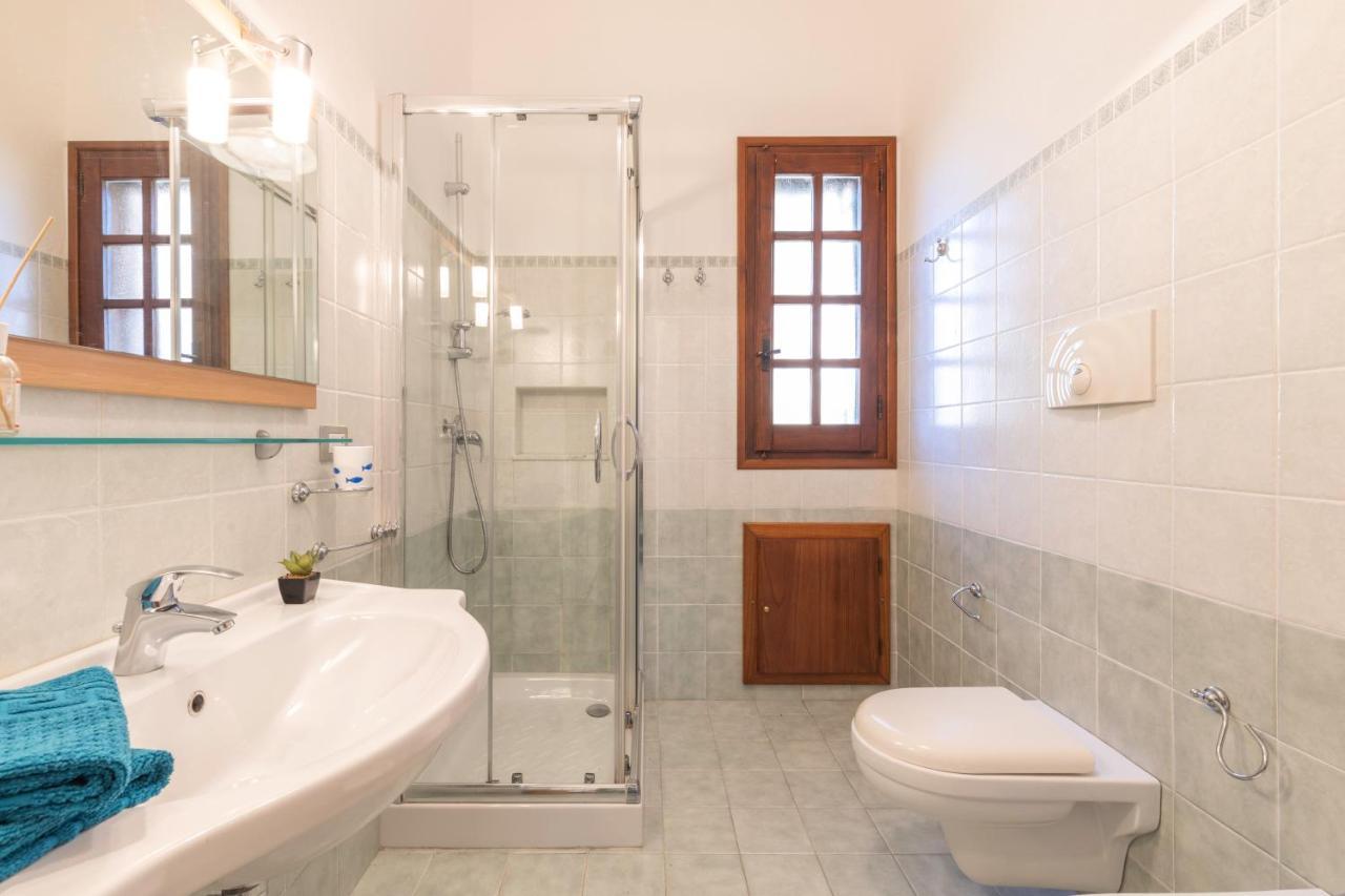 Villa Corallo - Free Wifi - 1Km From The Beach Виласимиус Екстериор снимка