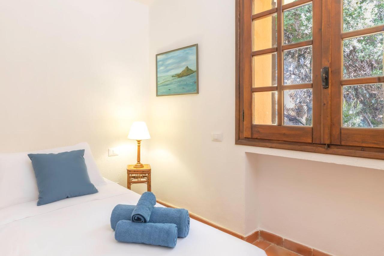 Villa Corallo - Free Wifi - 1Km From The Beach Виласимиус Екстериор снимка